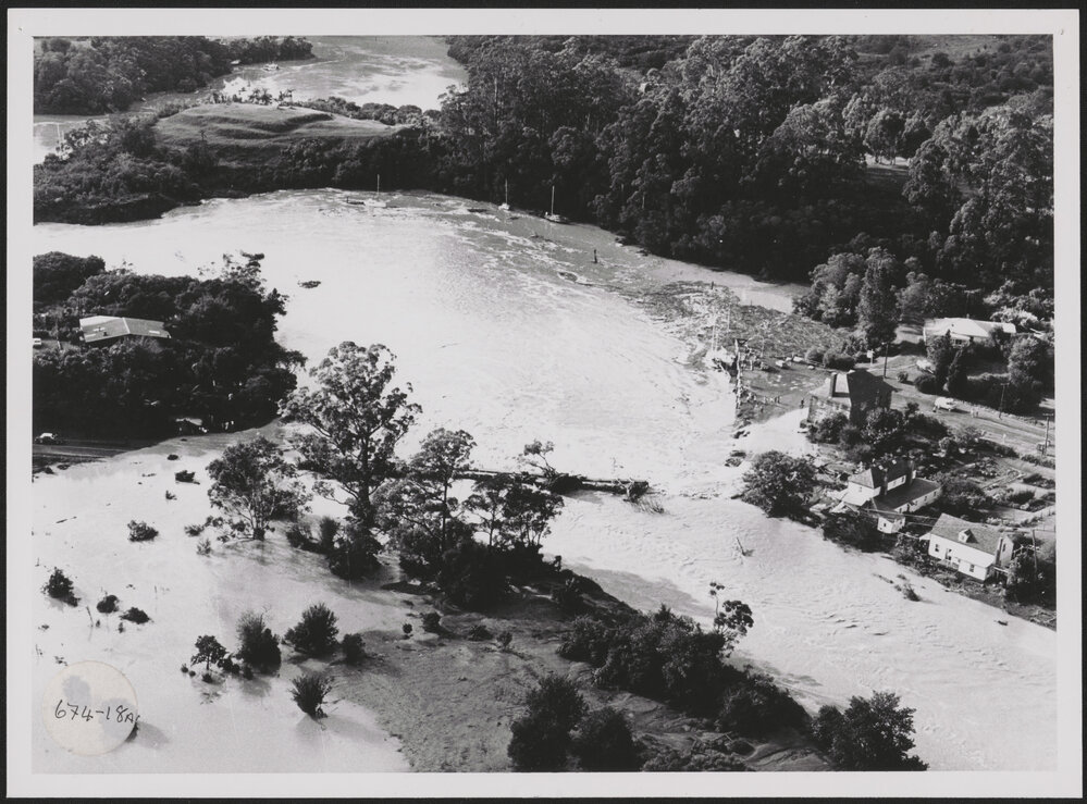 Stone Store basin in flood (1)
