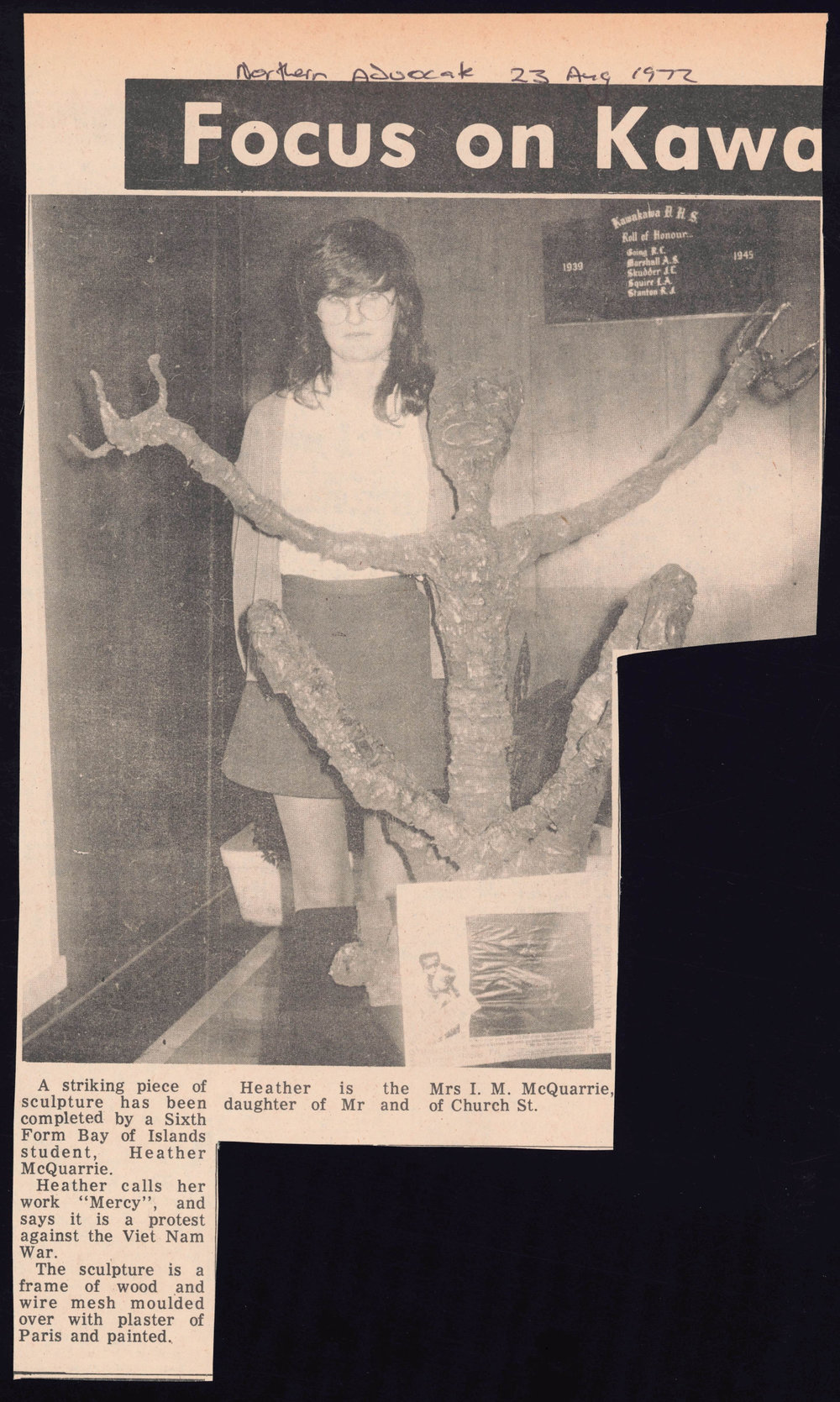 Focus on Kawakawa: Heather McQuarrie with her sculpture