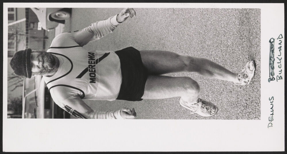 Runners (82)