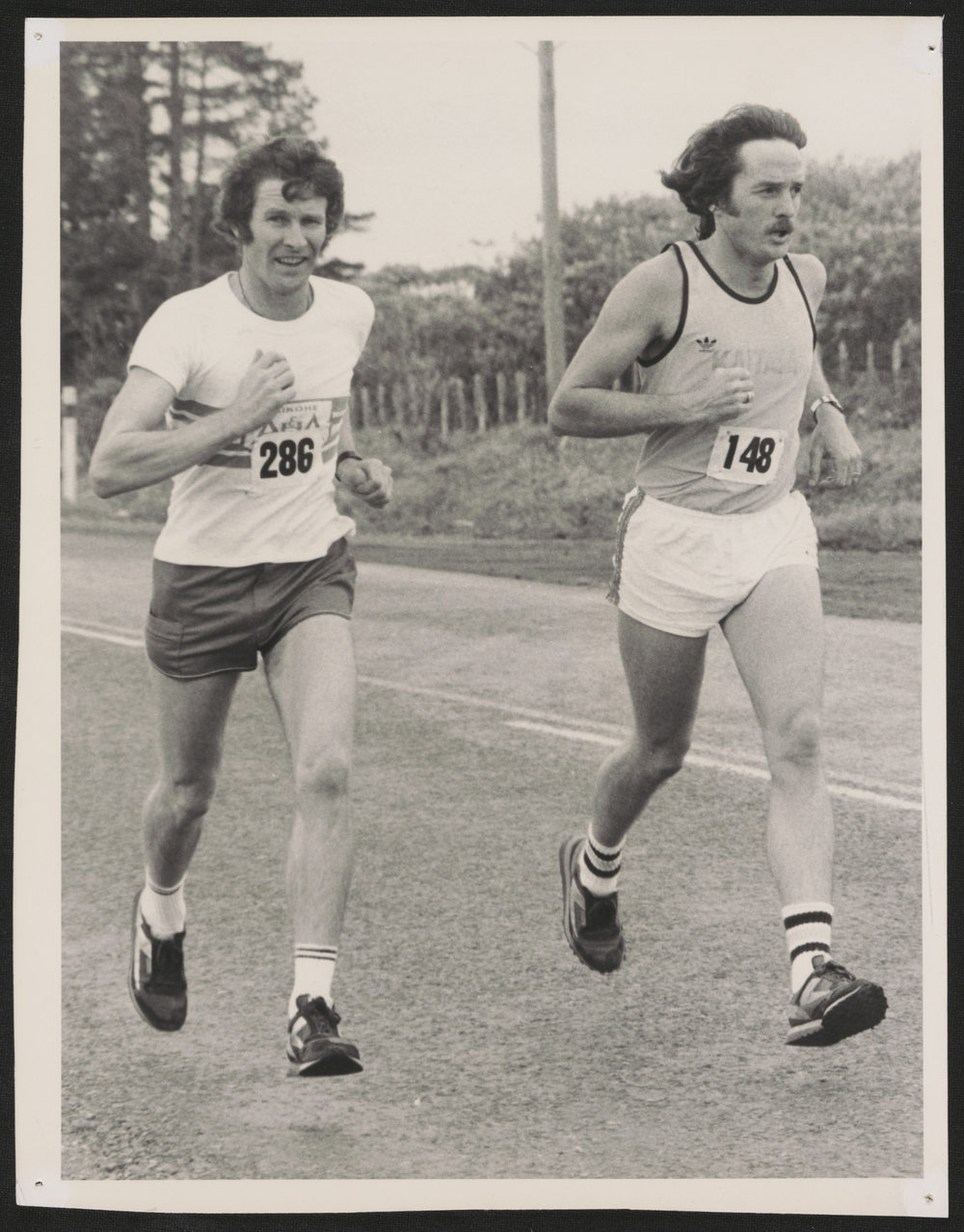 Runners (37)
