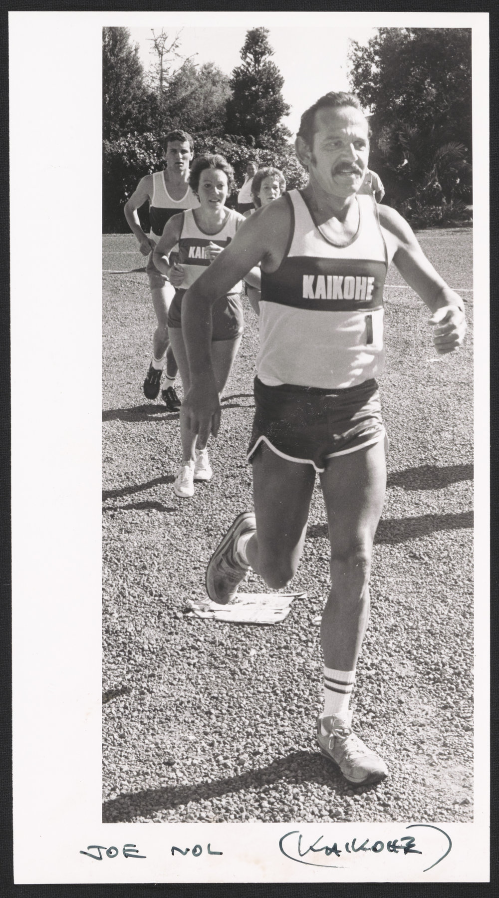 Runners (7)