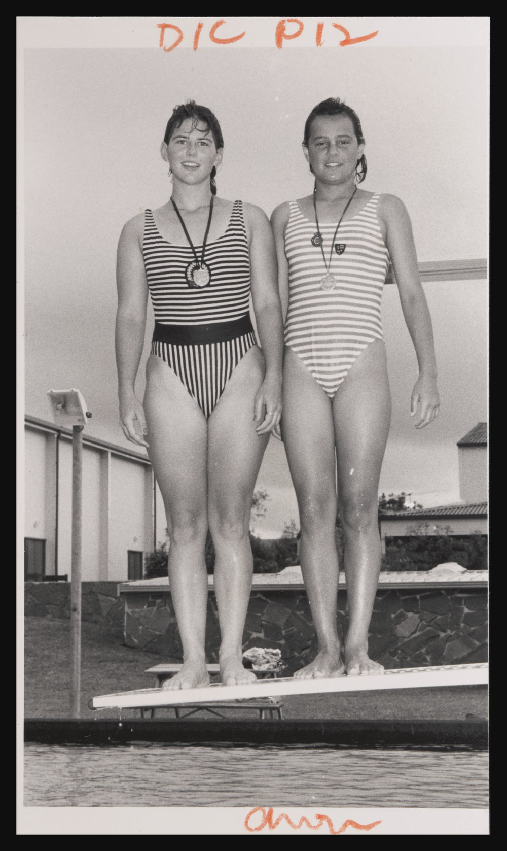 Swimmers (11)
