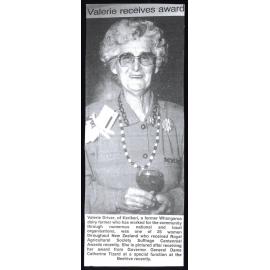 Valerie receives award