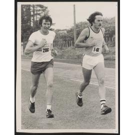 Runners (37)