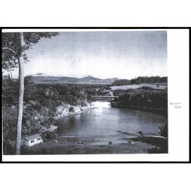 Haruru Falls
