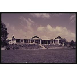 Buss Emaneuls house