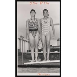 Swimmers (11)