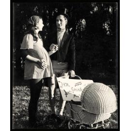 Photograph of the Kerikeri Coffee Company actors (12)