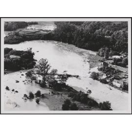 Stone Store basin in flood (1)