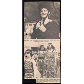 2000 people watch parade